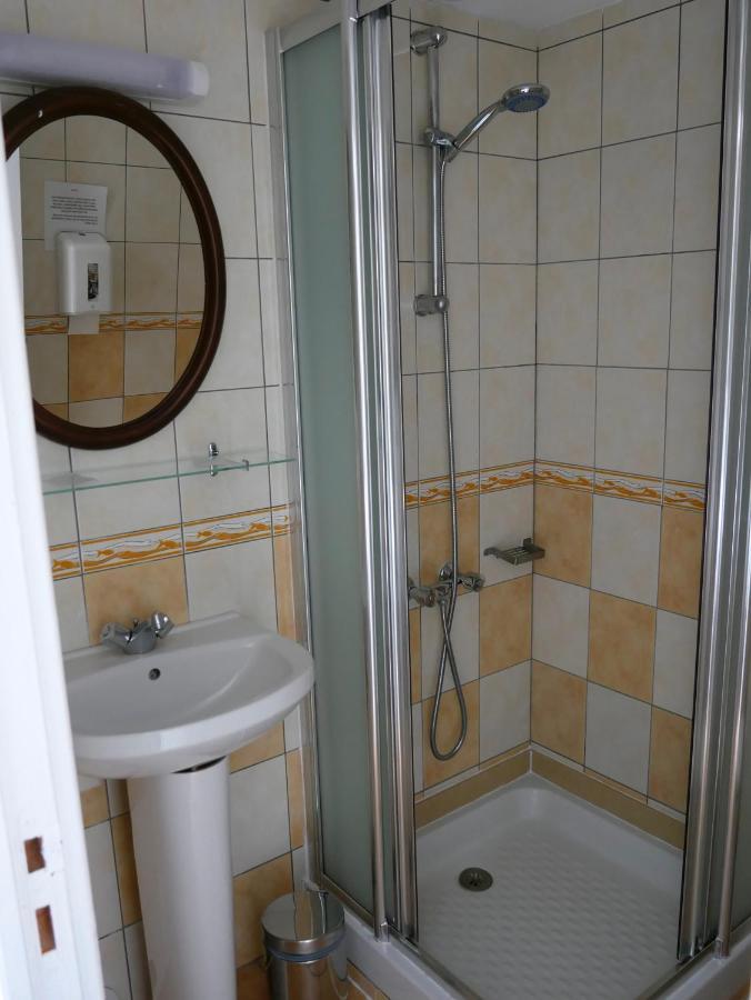 Auberge Trabenia Ascain Buitenkant foto