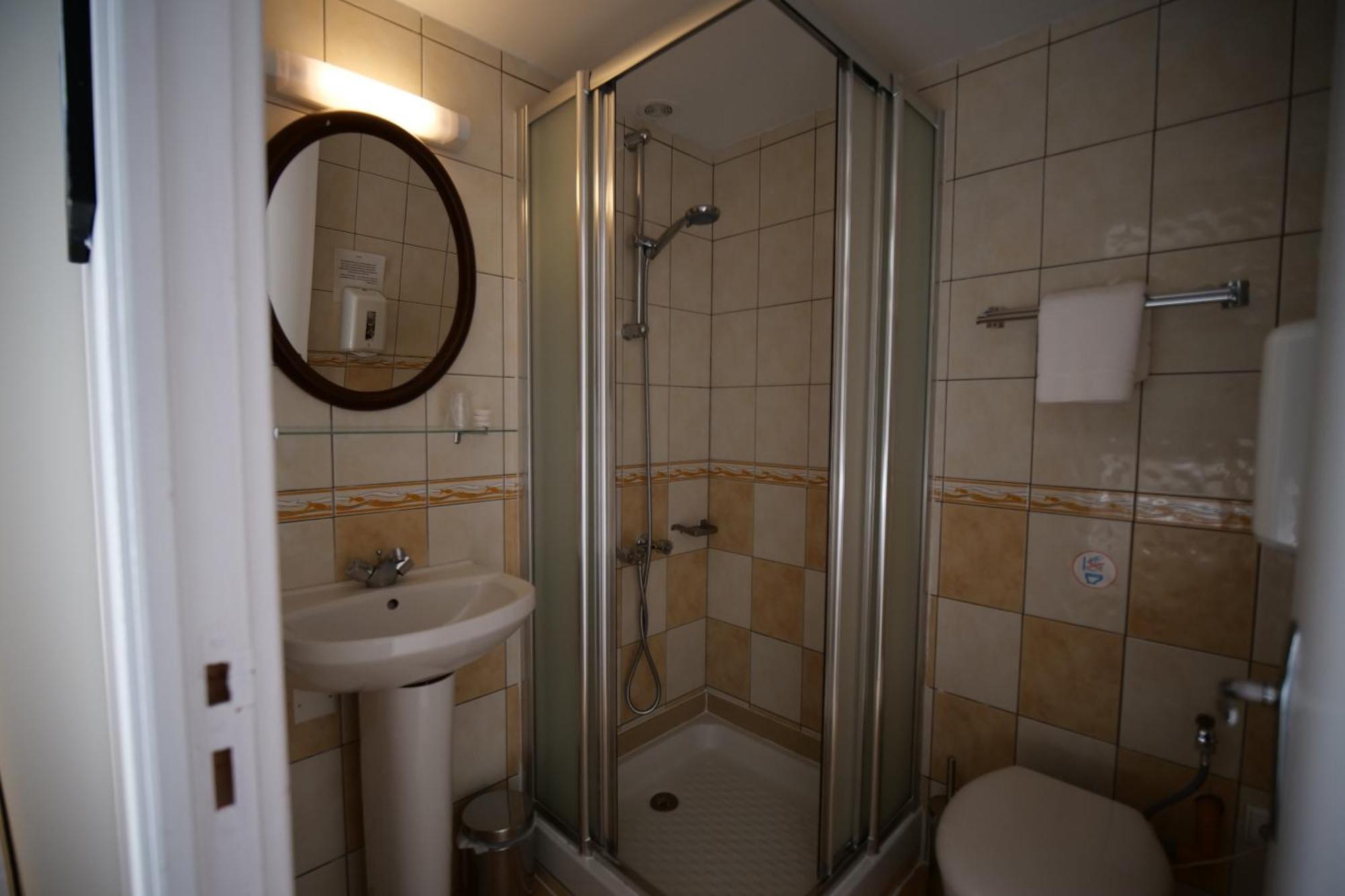 Auberge Trabenia Ascain Kamer foto